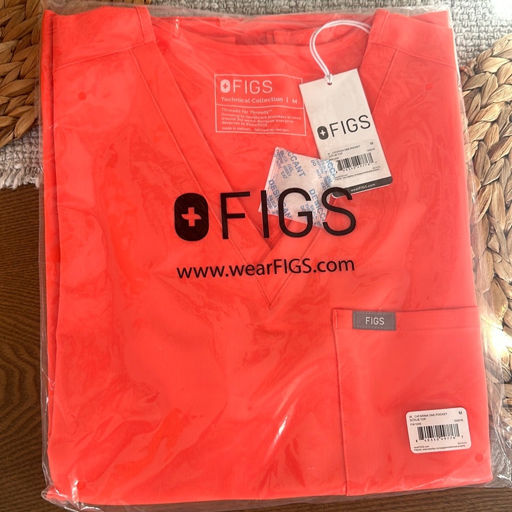 FIGS Fiery Coral Catarina Top NWT